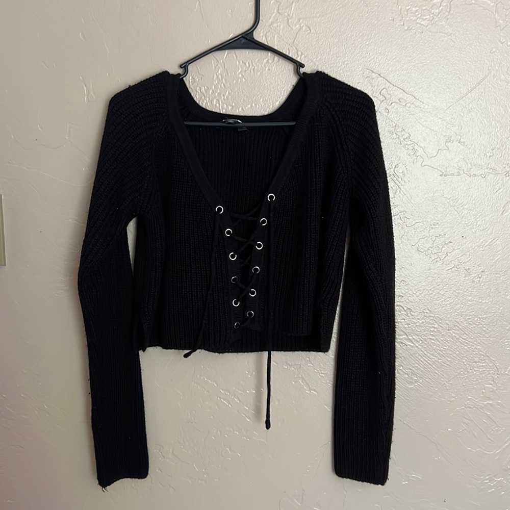 Lulus cropped sweater